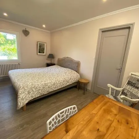 Suite 1 Ou 2 Ch Et Havre De Paix 70 M2 Bed and Breakfast *